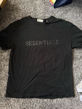 ESSENTIALS Black Short Sleeve Logo Tee